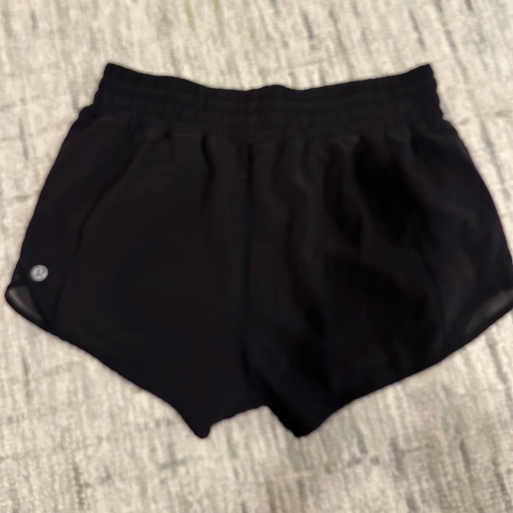 Lululemon Hotty Hot Short High Rise 2.5”